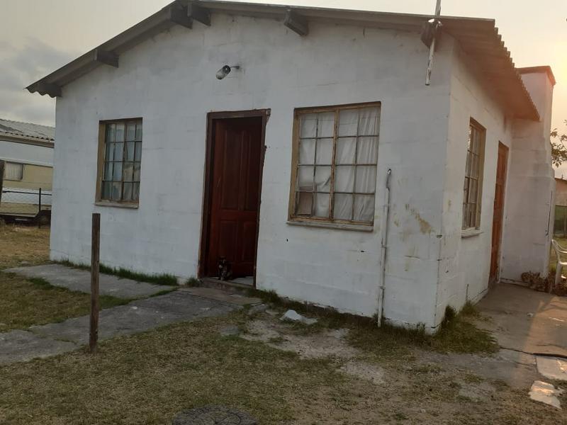 2 Bedroom Property for Sale in Theronville Western Cape